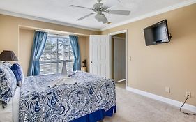 Dawn 831-Beach Getaway